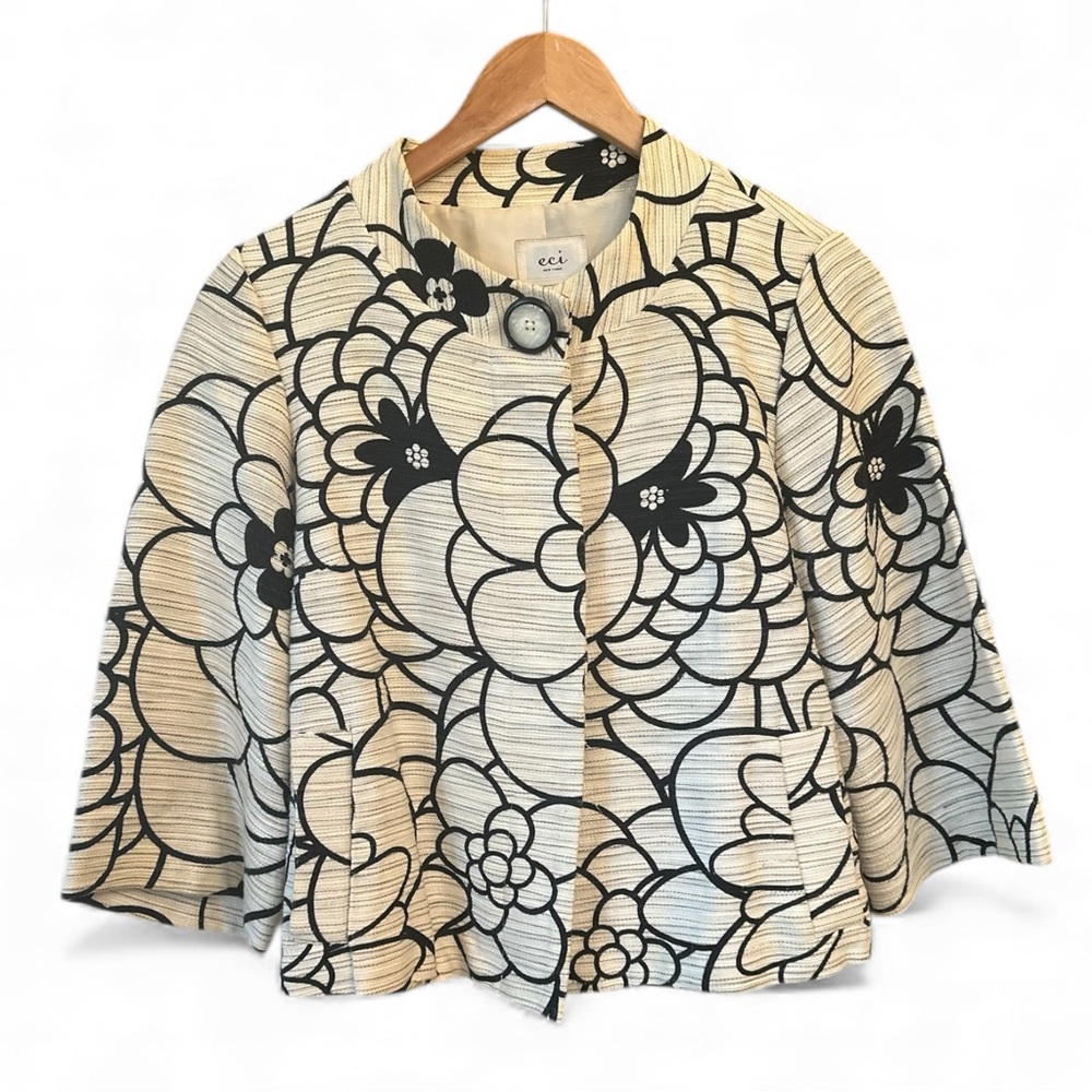ECI New York Women's Black & Cream Floral Cropped 3/4 Sleeve Blazer Jacket